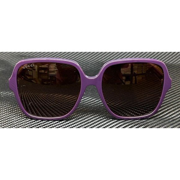 Gucci Violet Women\'s Sunglasses main image 4